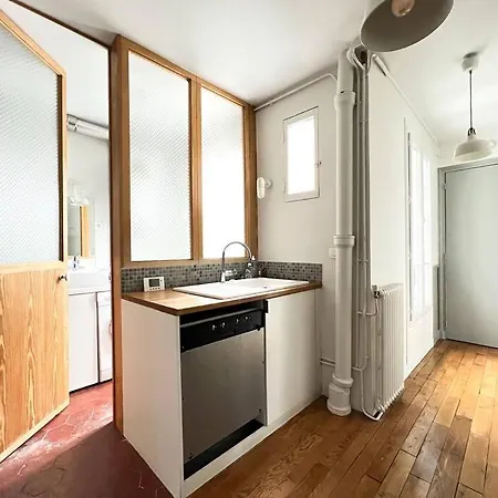 16th Arrondissement Enchanting Nest Apartment *